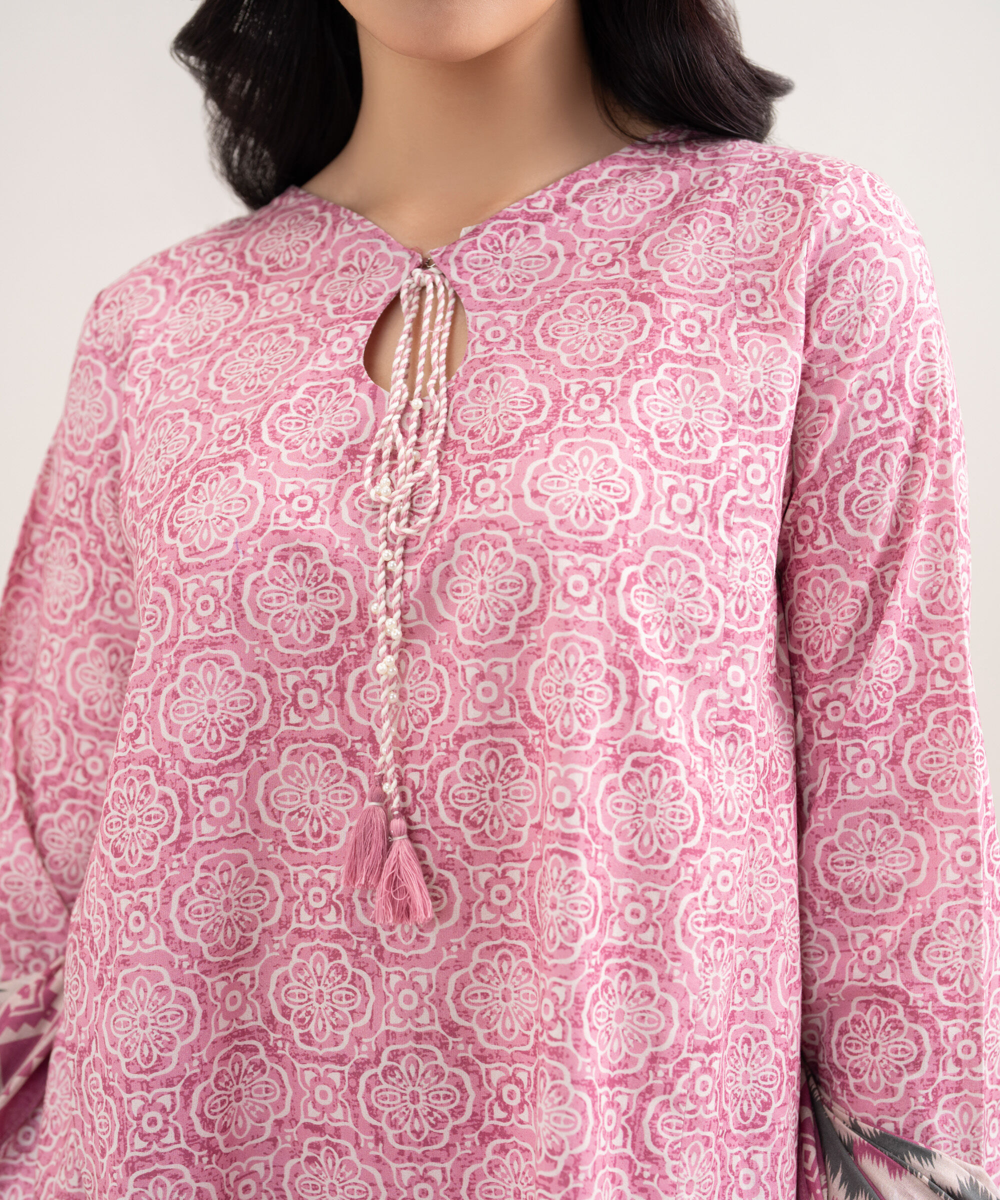 Unstitched 3 Pc Lawn DYS26V3128TS
