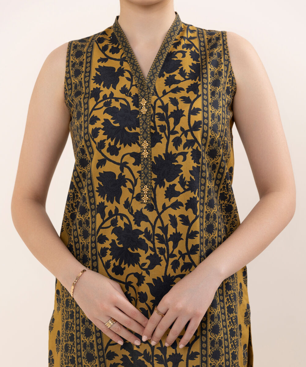 Women's Unstitched Cotton Printed Multi Three Piece Suit