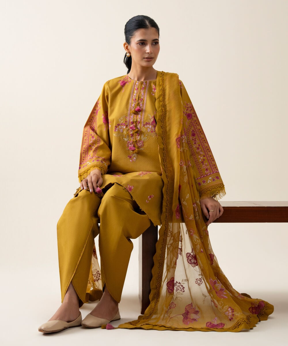 3 Piece - Embroidered Lawn Suit