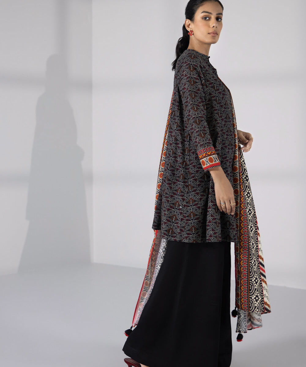 Women's Unstitched Three Piece Printed Lawn Suit