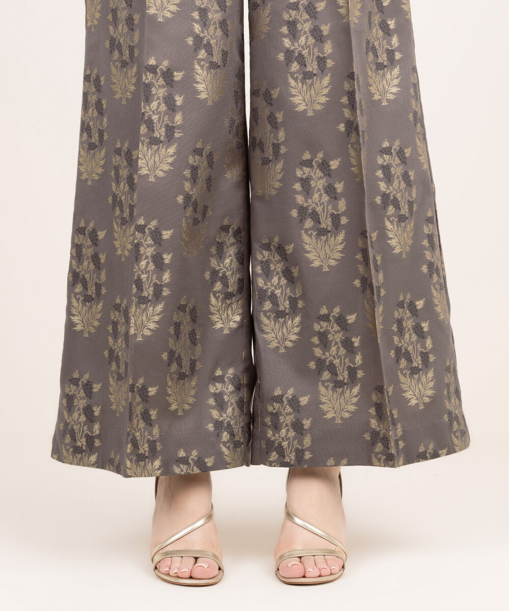 Women's RTW Extra Weft Jacquard Solid Grey Flared Pants