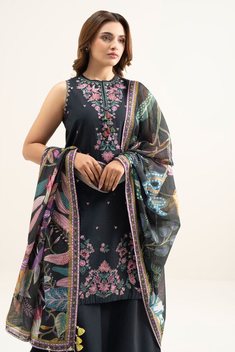 3 Piece - Embroidered Lawn Suit