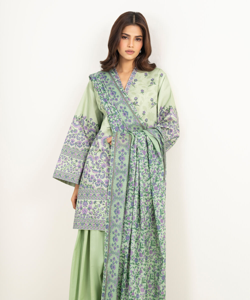Women's Unstitched Zari Lawn Embroidered Green 3 Piece Suit