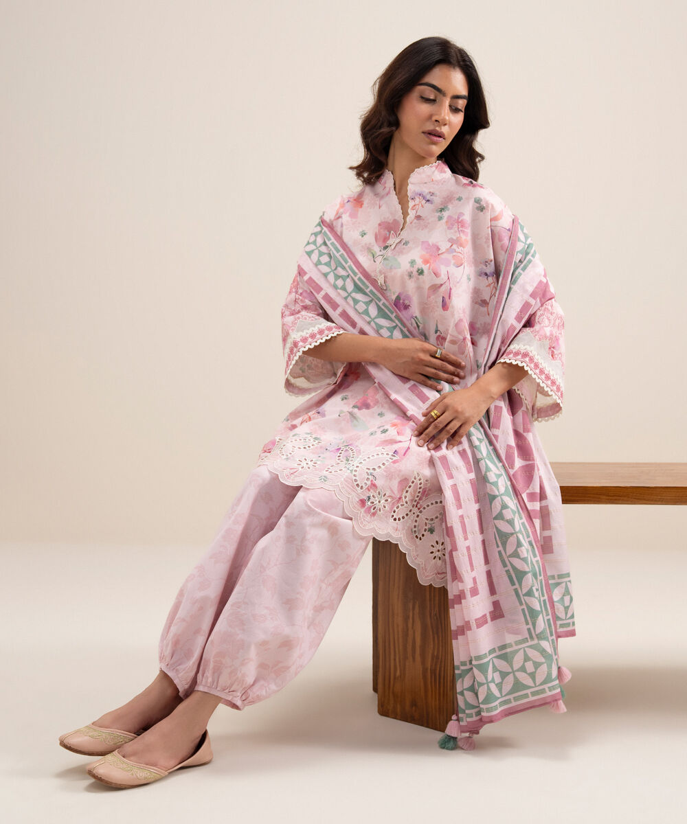 Women's Unstitched Zari Lawn Embroidered Pink 3 Piece Suit