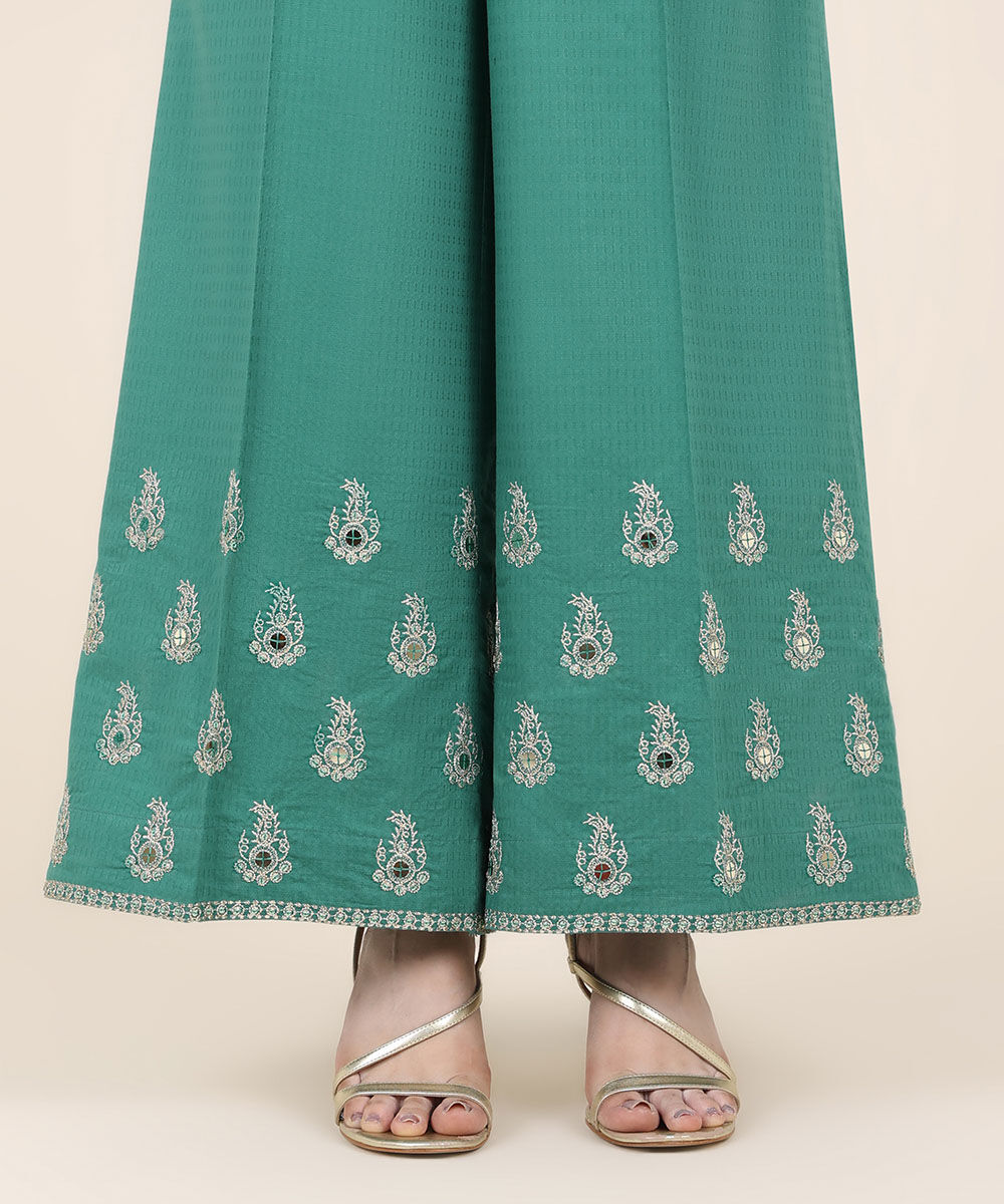 Women's RTW Textured Cotton Green Embroidered Culottes