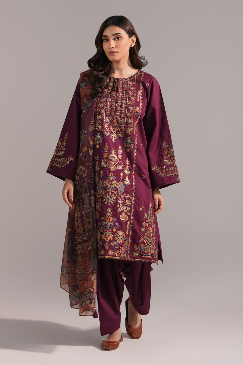 3 Piece - Embroidered Lawn Suit