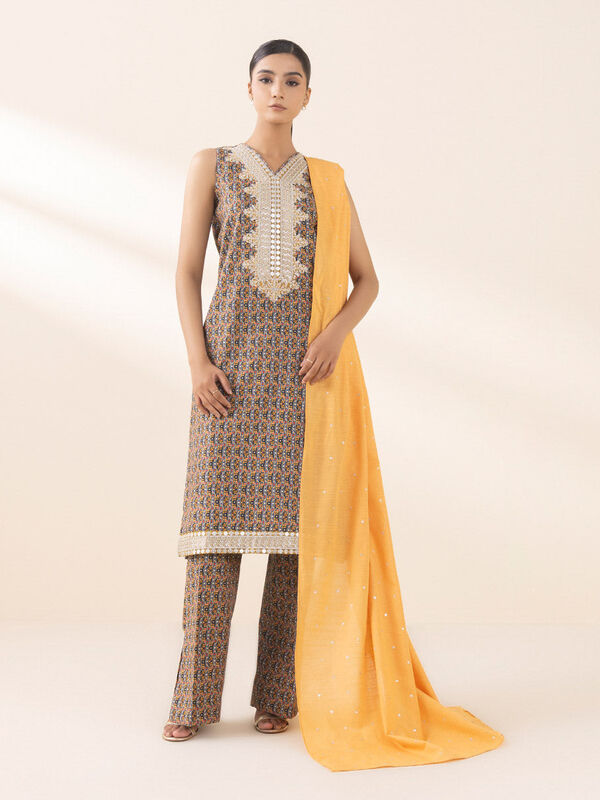 3 Piece - Embroidered Light Khaddar Suit