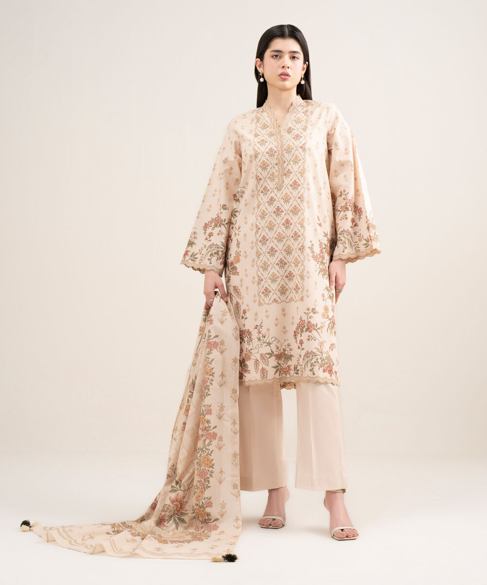 Women's Unstitched Zari Lawn Printed Pink 3 Piece Suit