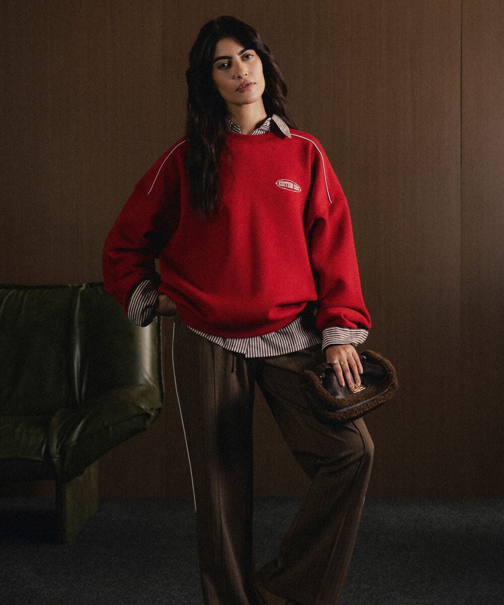 Women's Western Wear Red Oversized Fleeceback Graphic Sweatshirt