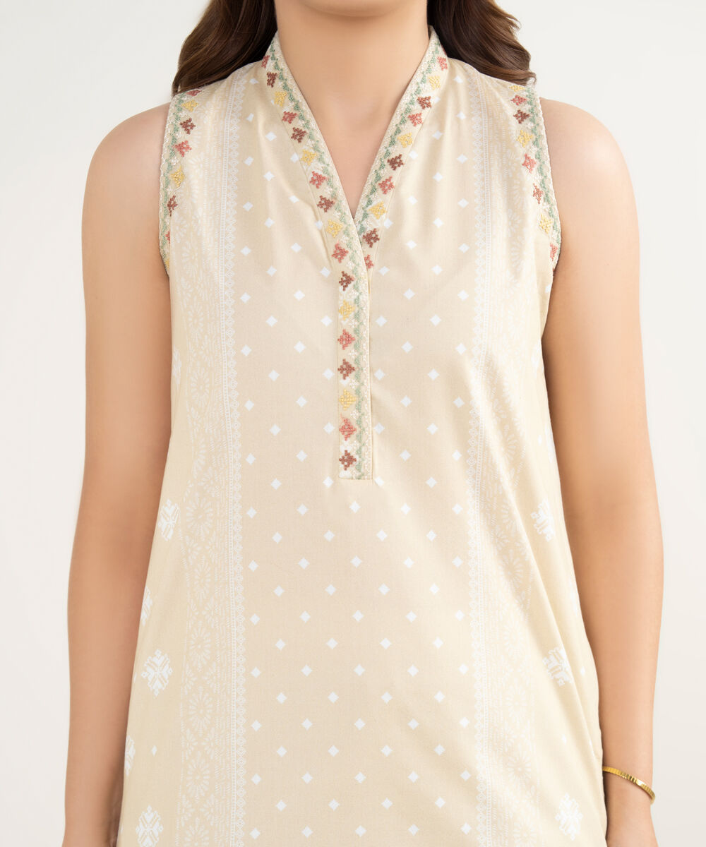 Women's Unstitched Lawn Embroidered Yellow 3 Piece Suit