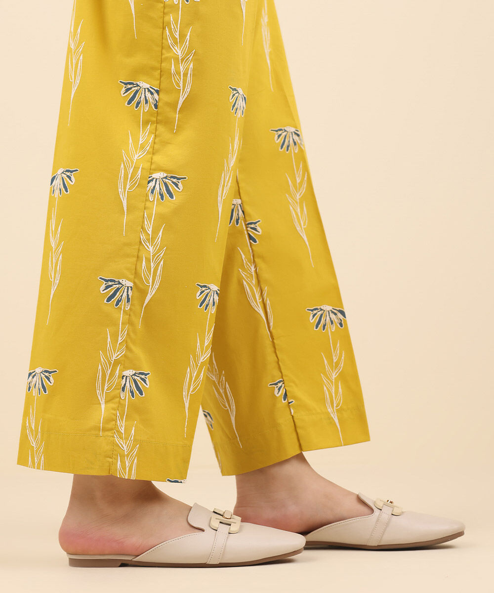 Women's Pret Cambric Yellow Printed Straight Pants