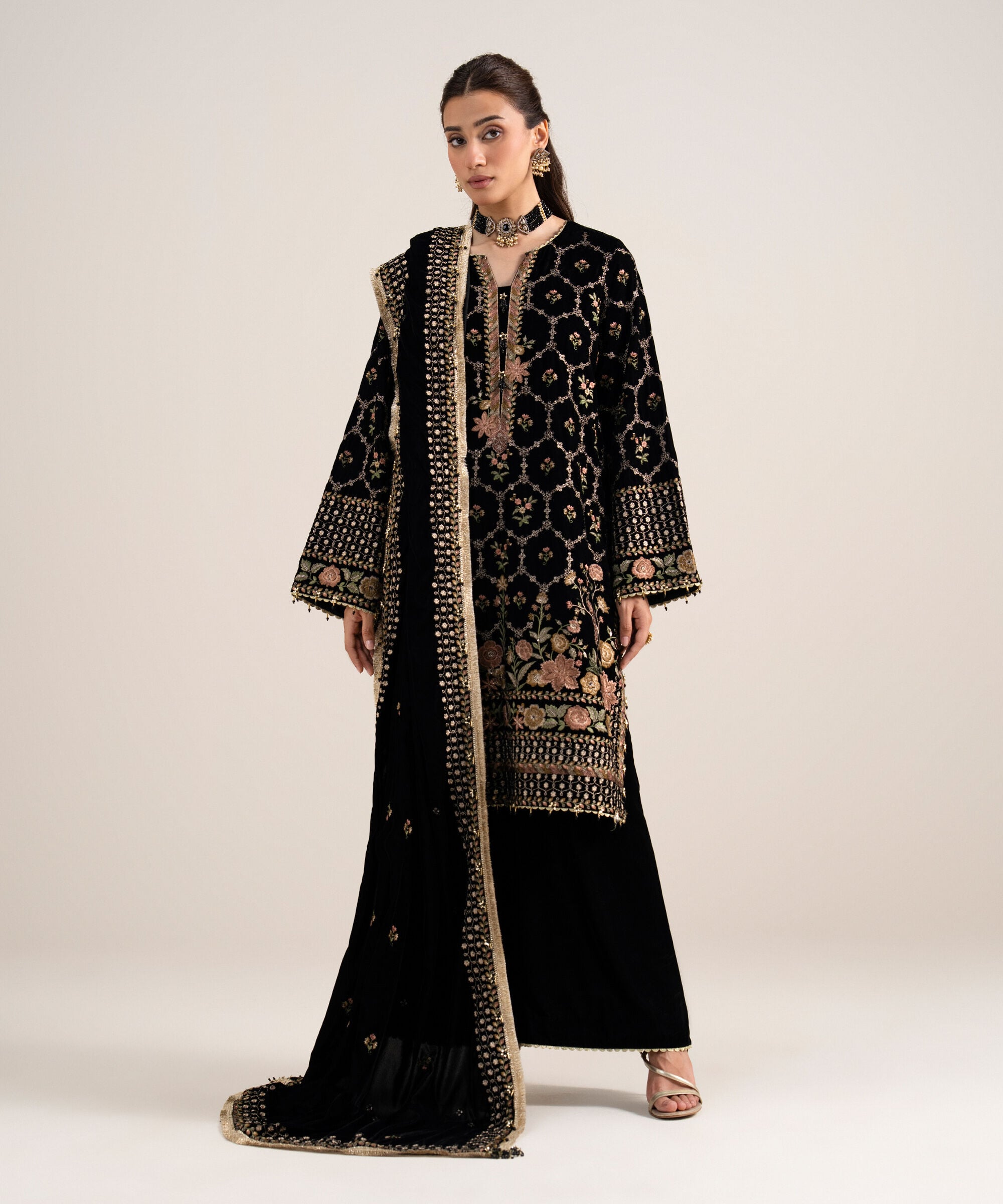 Retail Price: 17990/-PKR