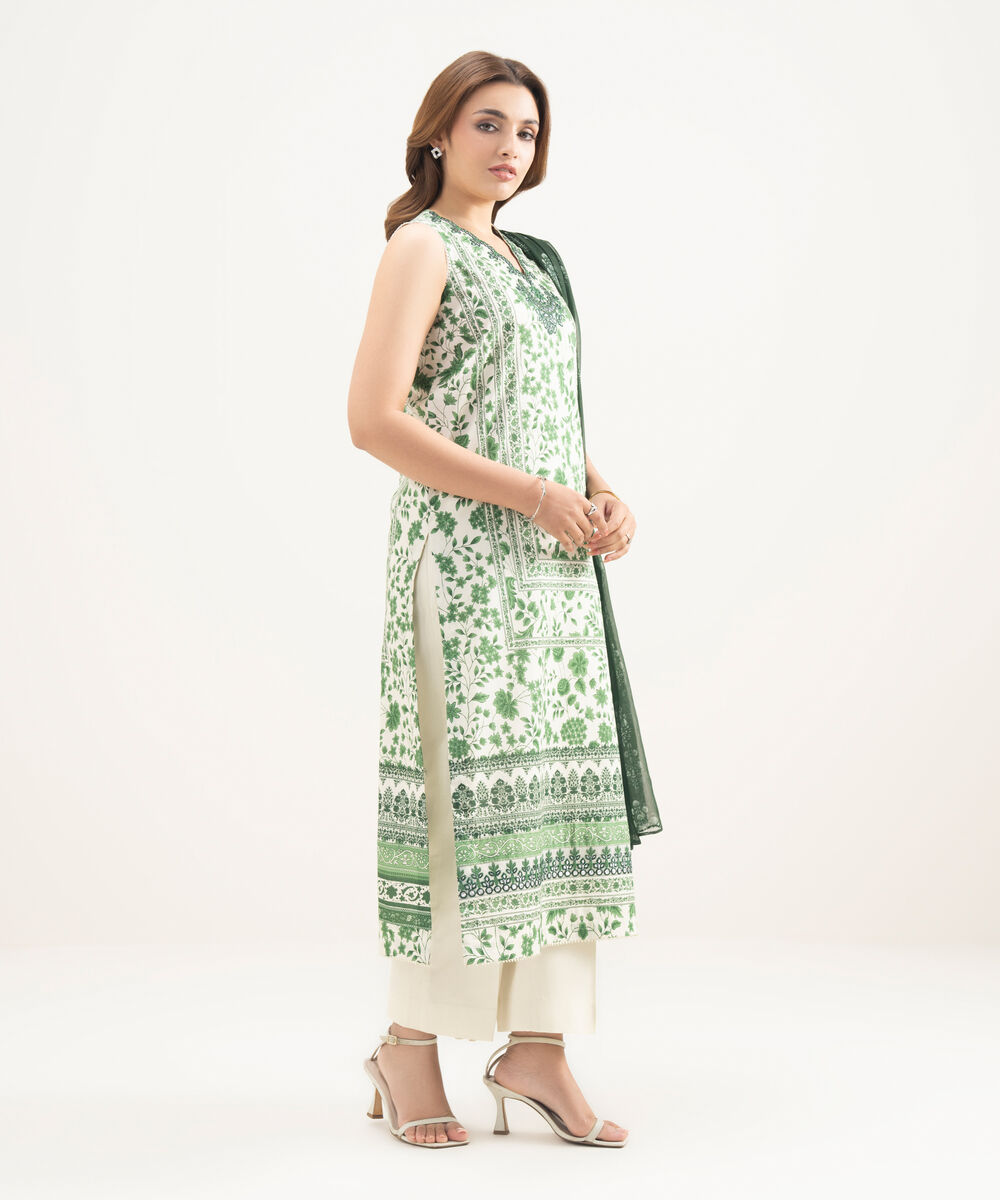 Women's Unstitched Lawn Embroidered Green 3 Piece Suit