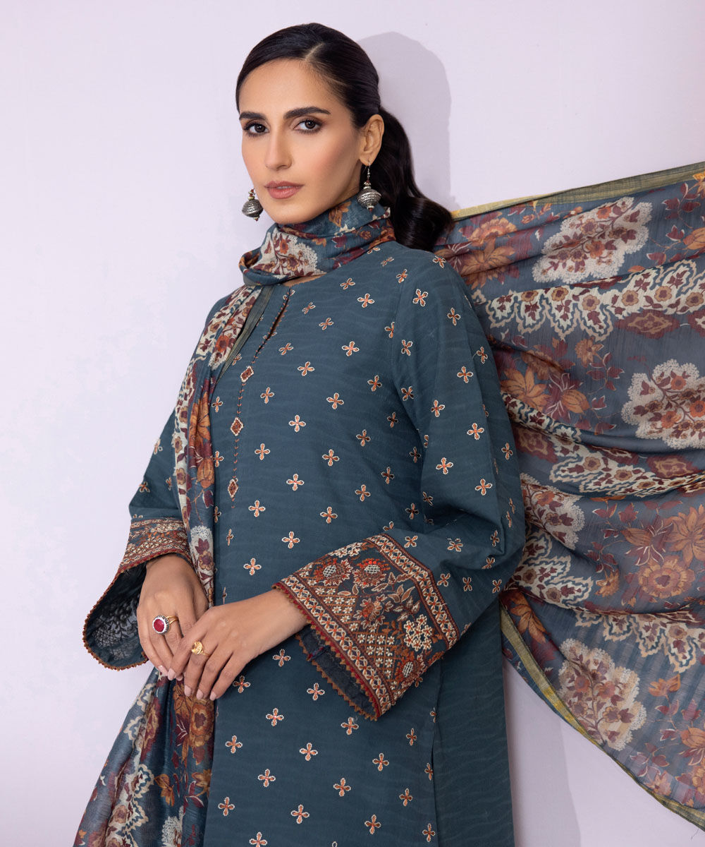 Unstitched 3 PC PESG23V120TS