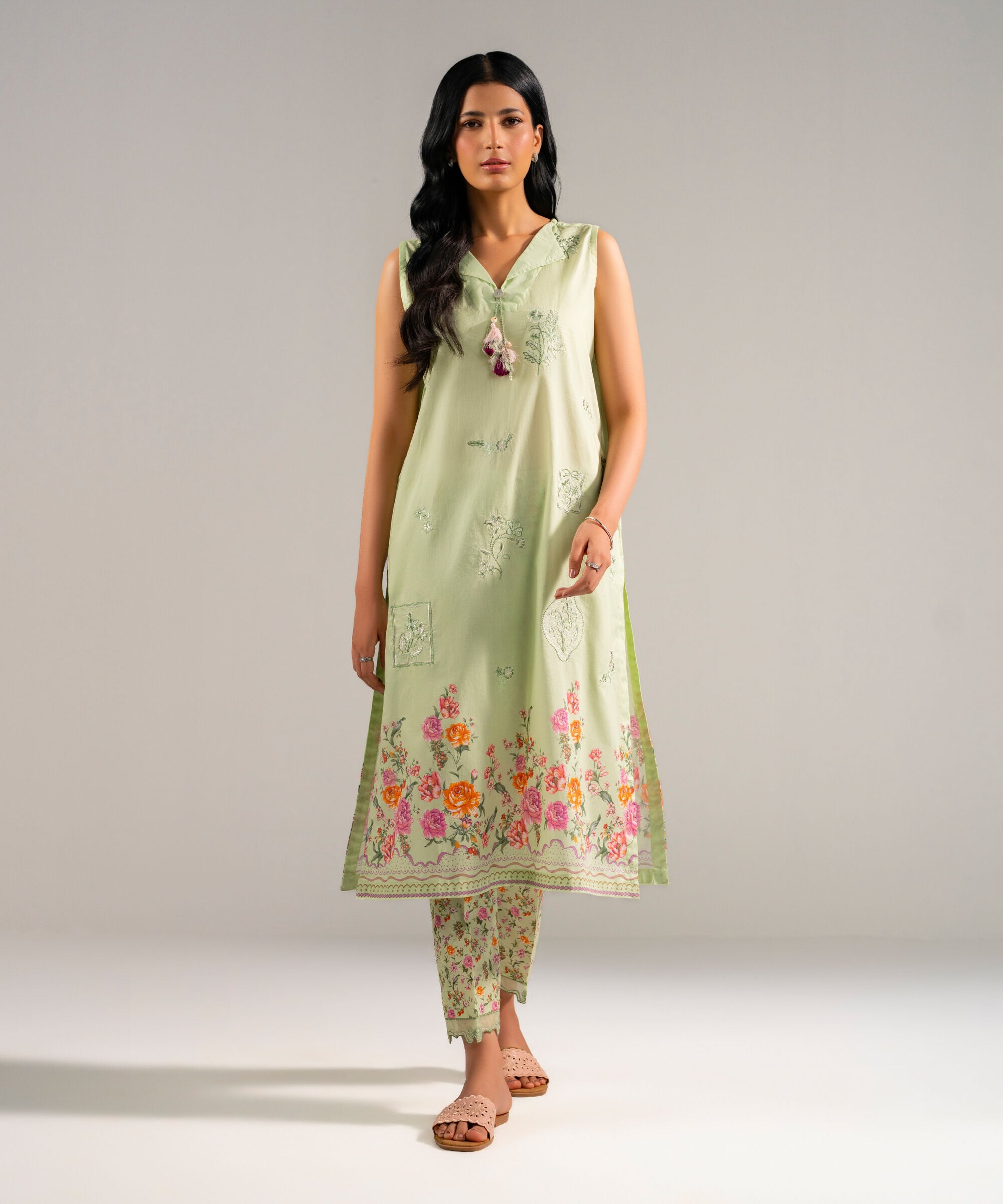 Retail Price: 5990/-PKR