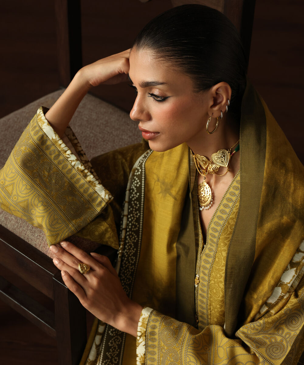 Women's Unstitched Light Khaddar Printed Yellow 3 Piece Suit