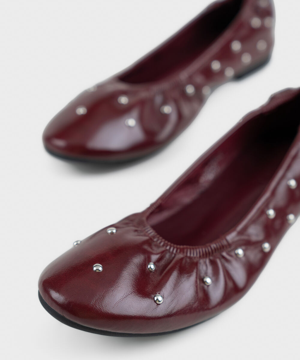 Women's Maroon Ballet Pumps With Stud Embellishment