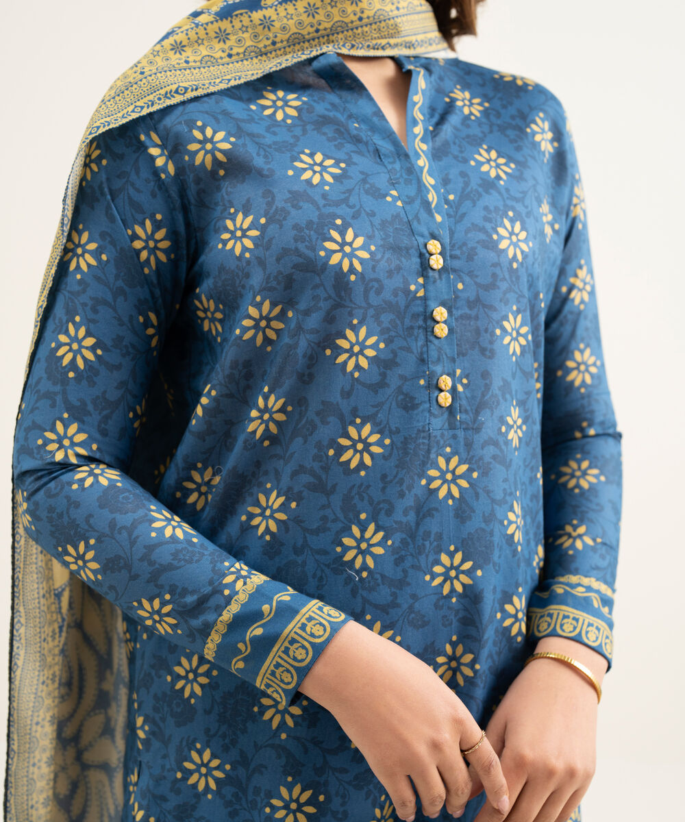 Women's Unstitched Lawn Blue Printed 3 Piece Suit