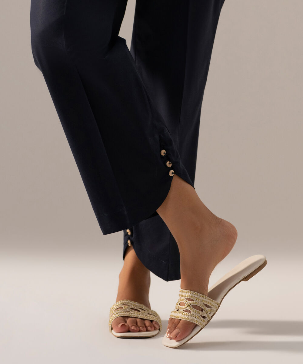 Women's RTW Cambric Solid Black Culotte