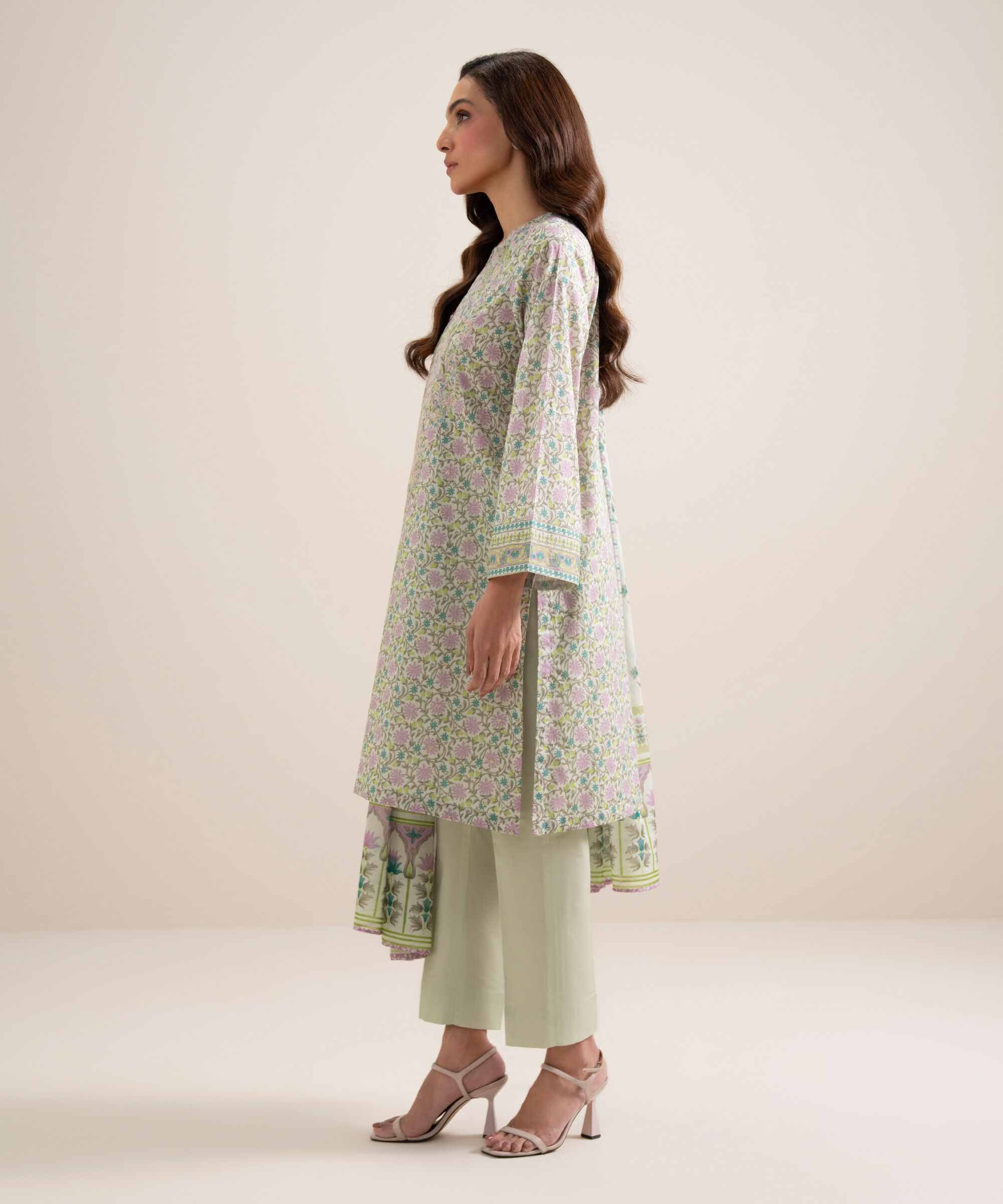 Unstitched 3 PC U3PDYS26V695