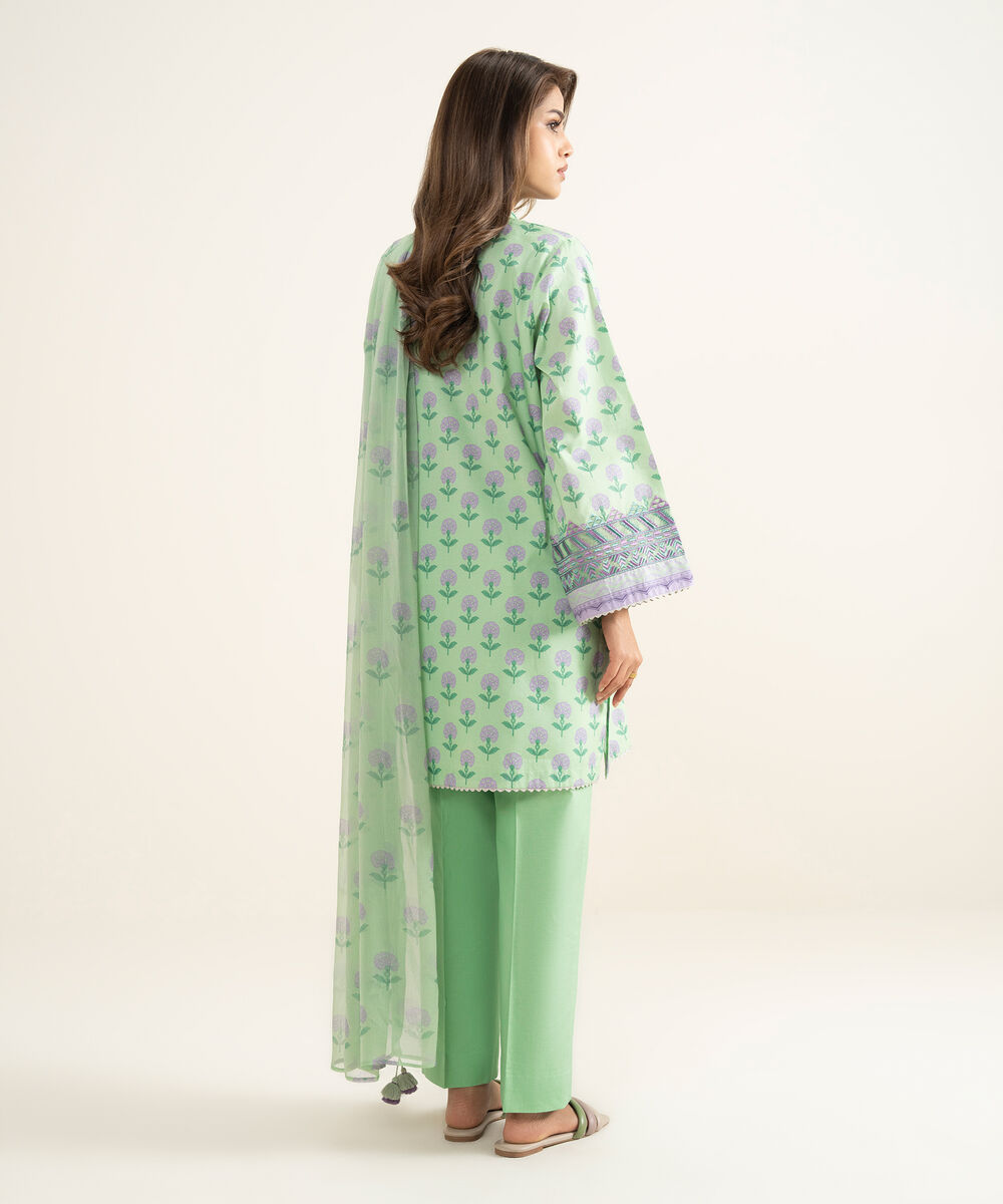 Women's Unstitched Lawn Embroidered Green 3 Piece Suit