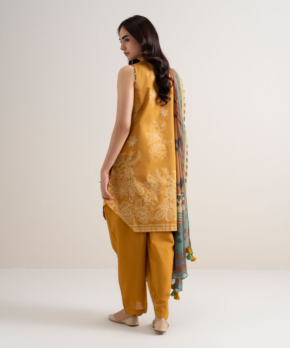 Women's Unstitched Lawn Printed Yellow 3 Piece Suit
