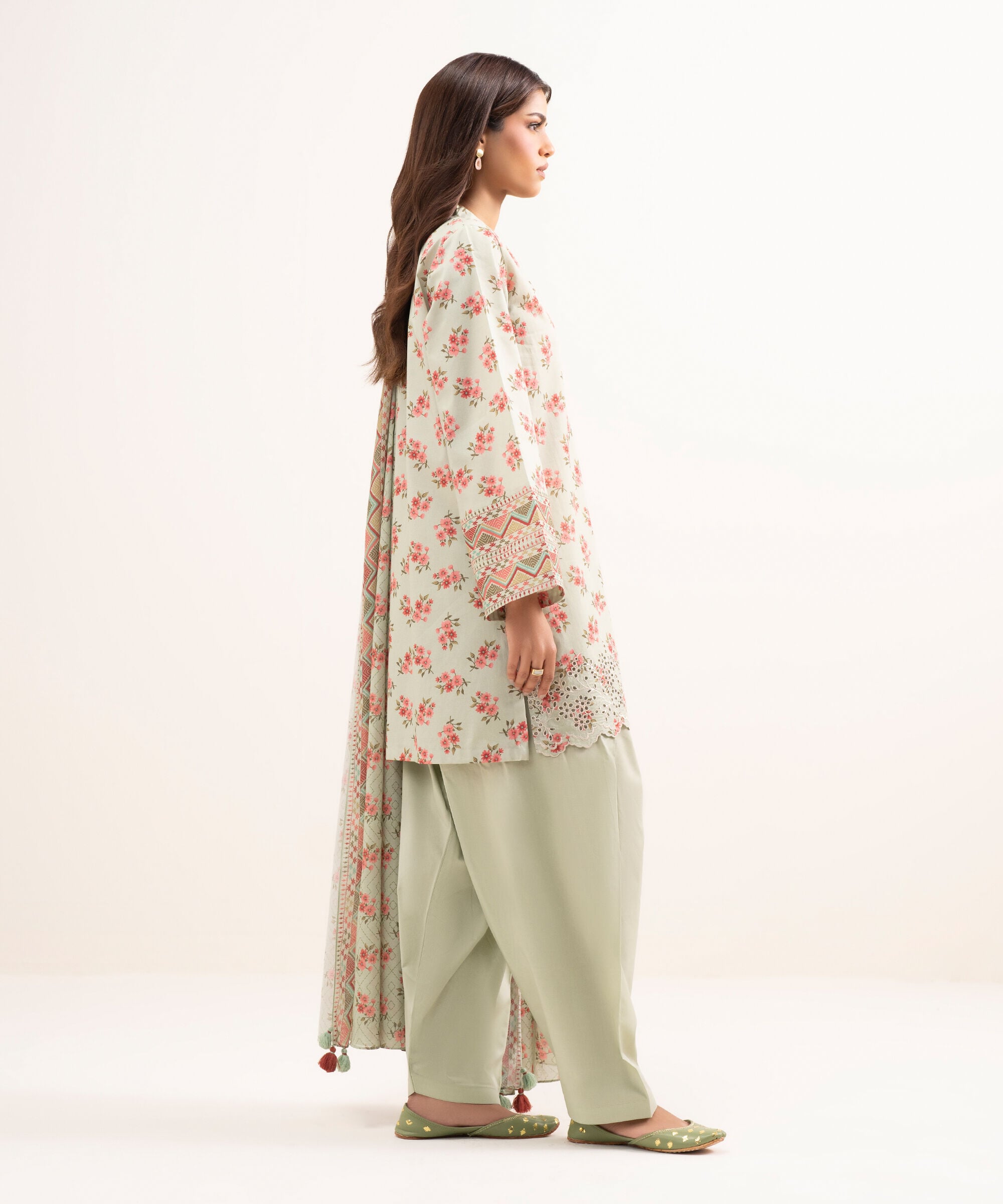 Unstitched 3 Pc Lawn EDDS26V425TS