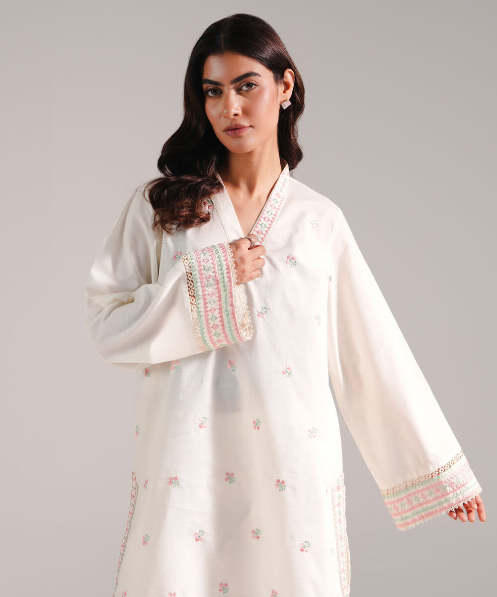 Women's RTW Slub Lawn Embroidered Off White 2 Piece Suit