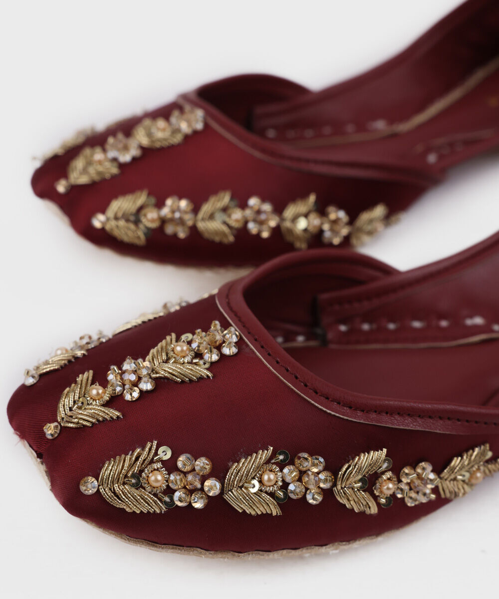 Woman - Red Embellished Khussas