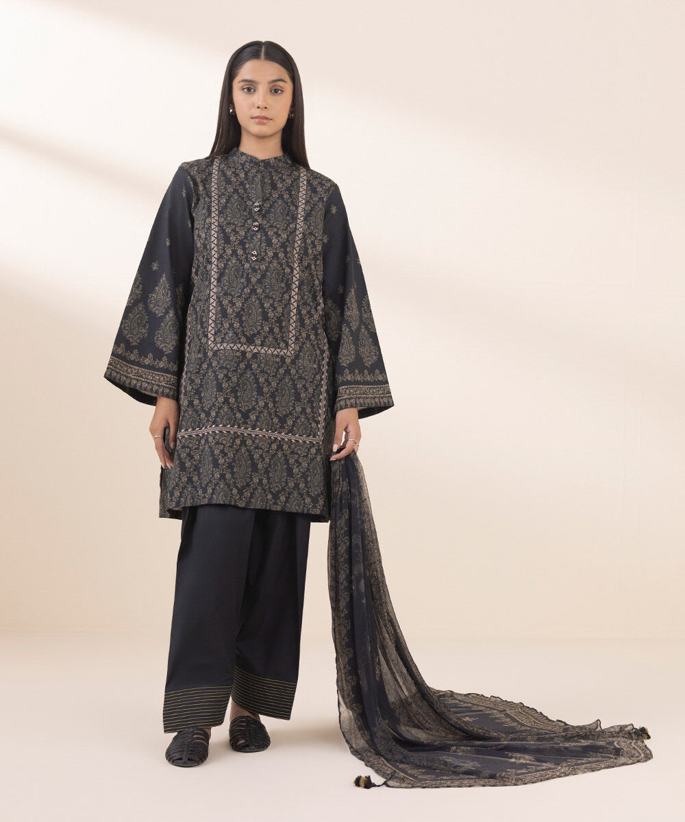 0U3PDF25V135 Unstitched 3 PC 0U3PDF25V135