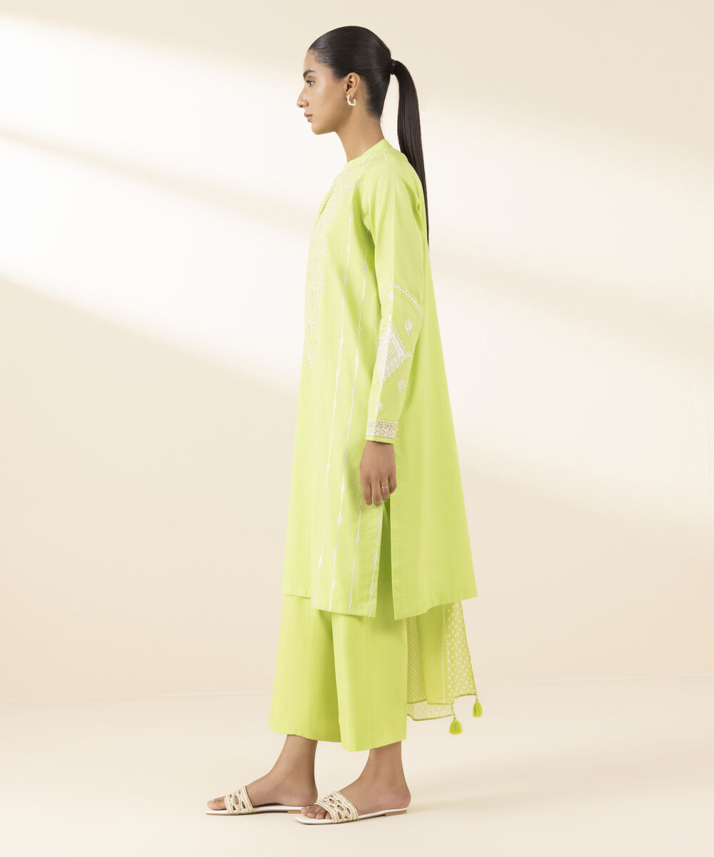 Unstitched Women's Green Textured Lawn 3 Piece Suit