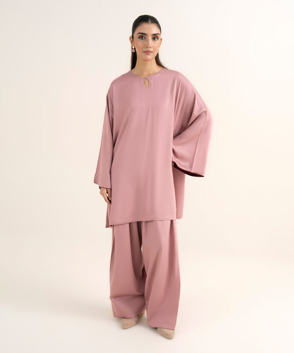 Women's RTW Bedford Solid Pink Straight Shirt