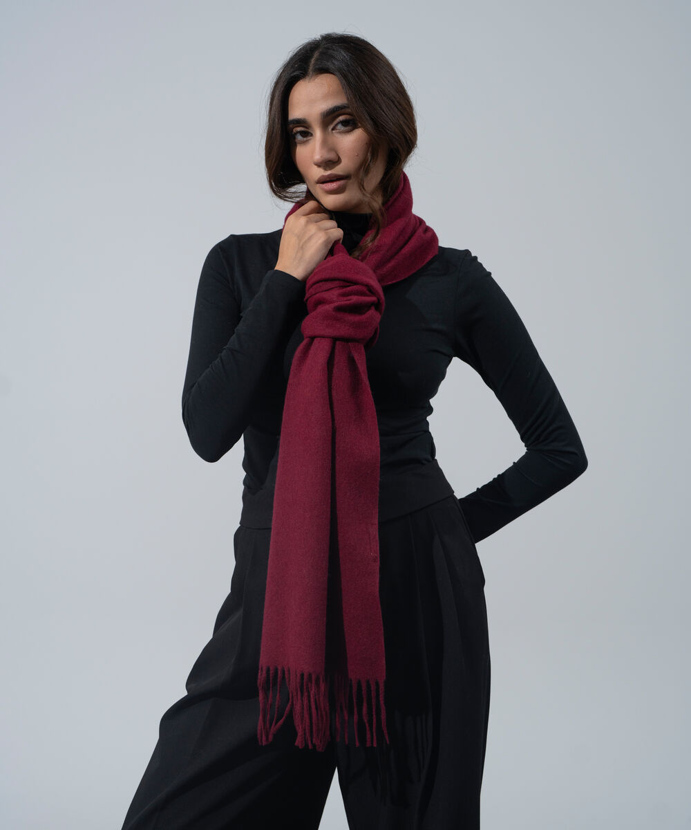 Women's Western Wear Merlot Polyester Solid Woolen Scarf