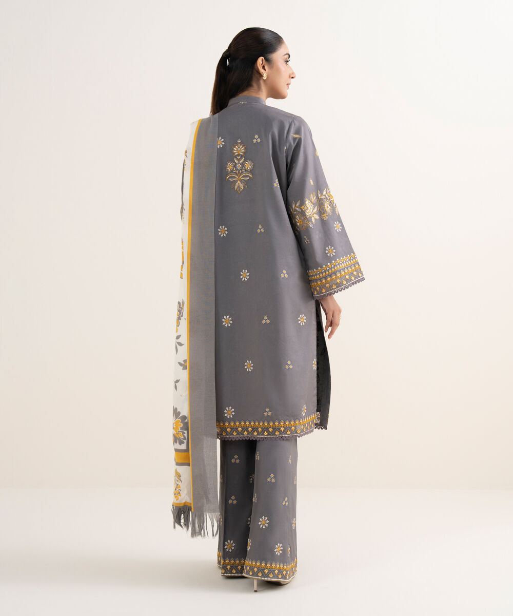 Women's Unstitched Embroidered Zari Khaddar Dark Grey 3 Piece Suit