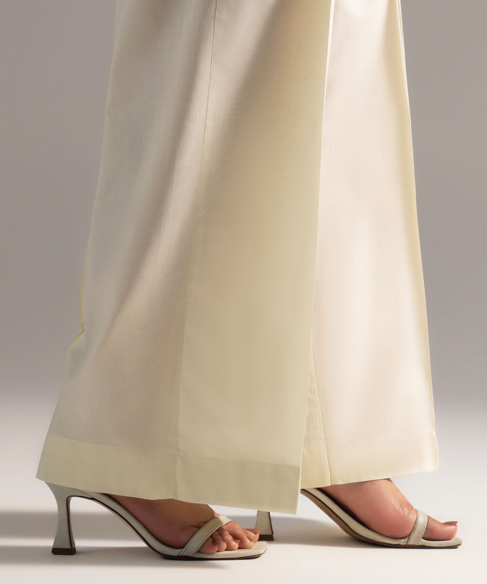 Women's RTW Cambric Solid Off White Culottes