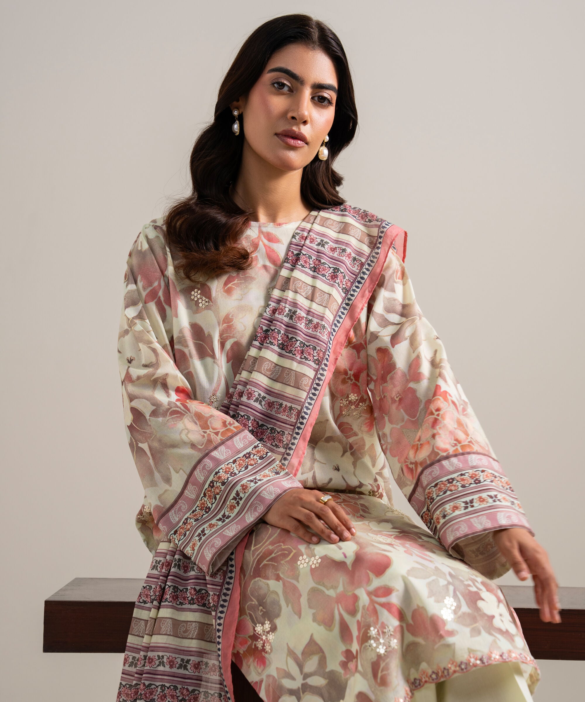 Unstitched 3 PC U3PDDS26V693