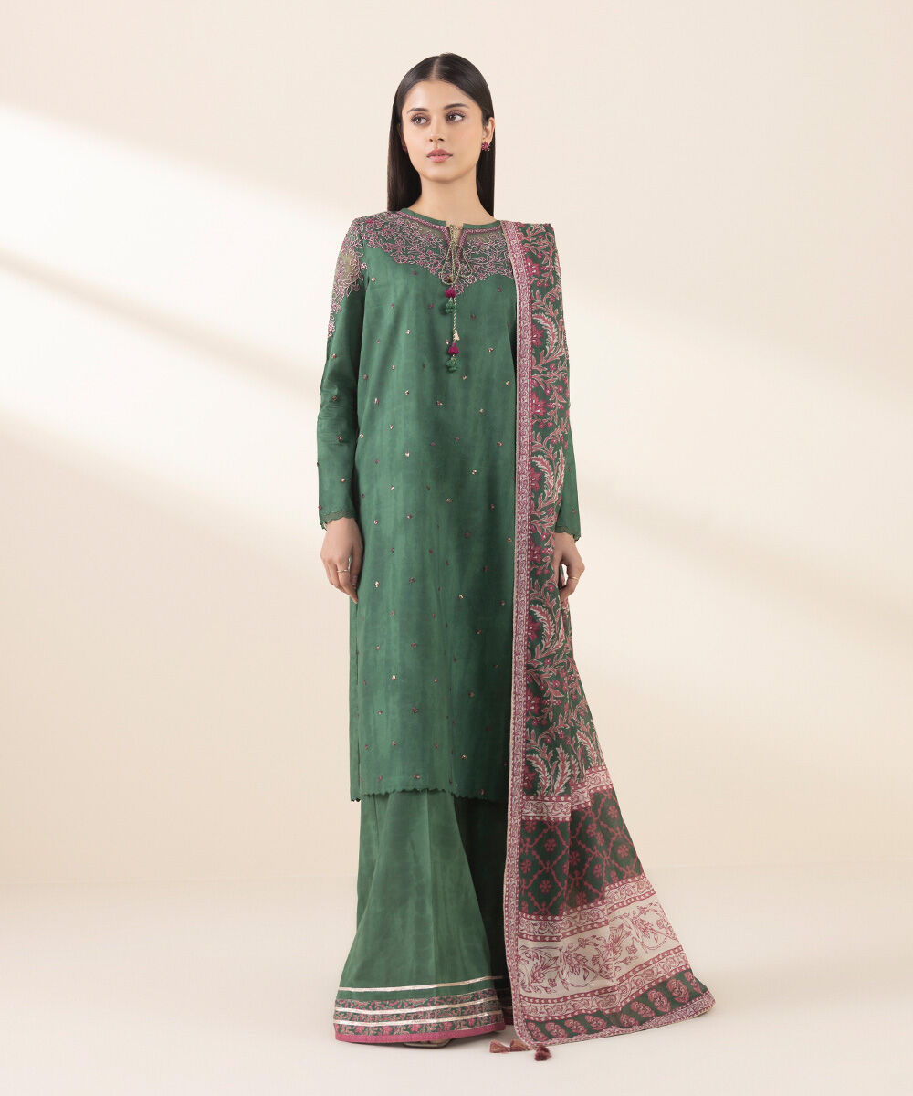 Women's Unstitched Embroidered Lawn Green 3 Piece Suit