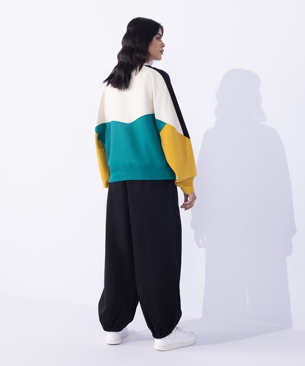 Woman - Multi Fleece Color Blocked Sweatshirt