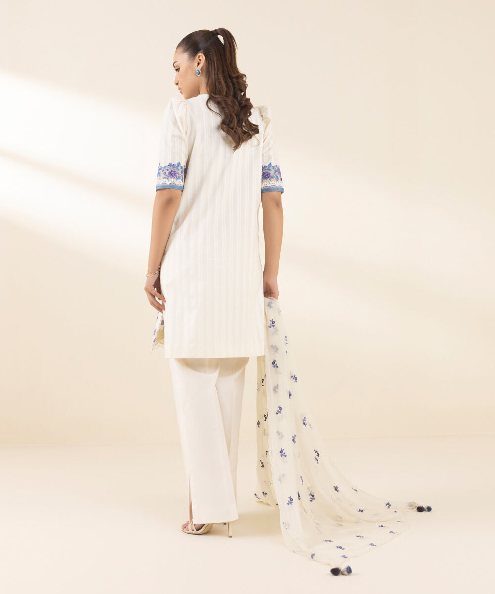 U3PEDF25V225 Unstitched 3 PC U3PEDF25V225