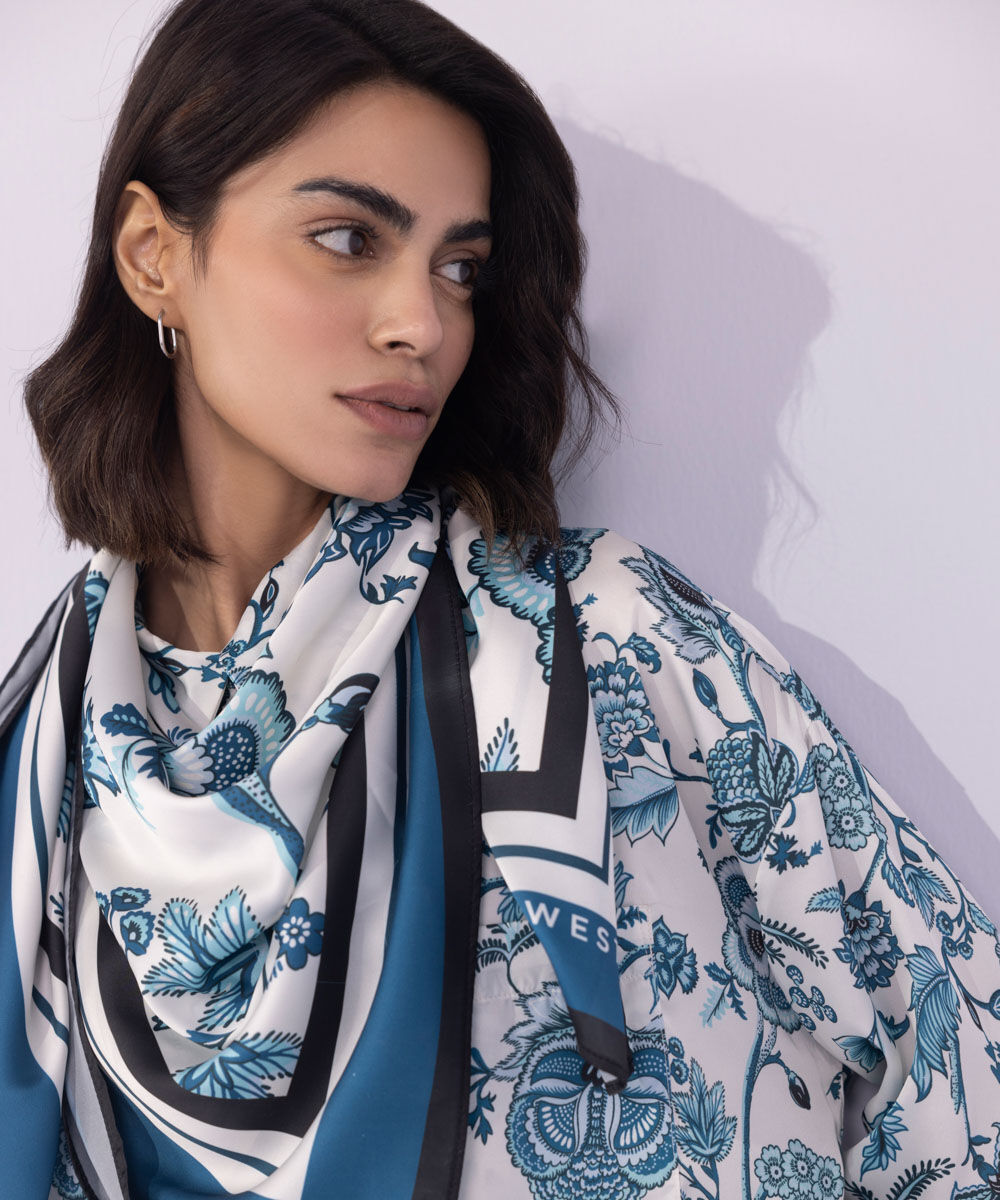 Woman - Square Print Satin Scarf