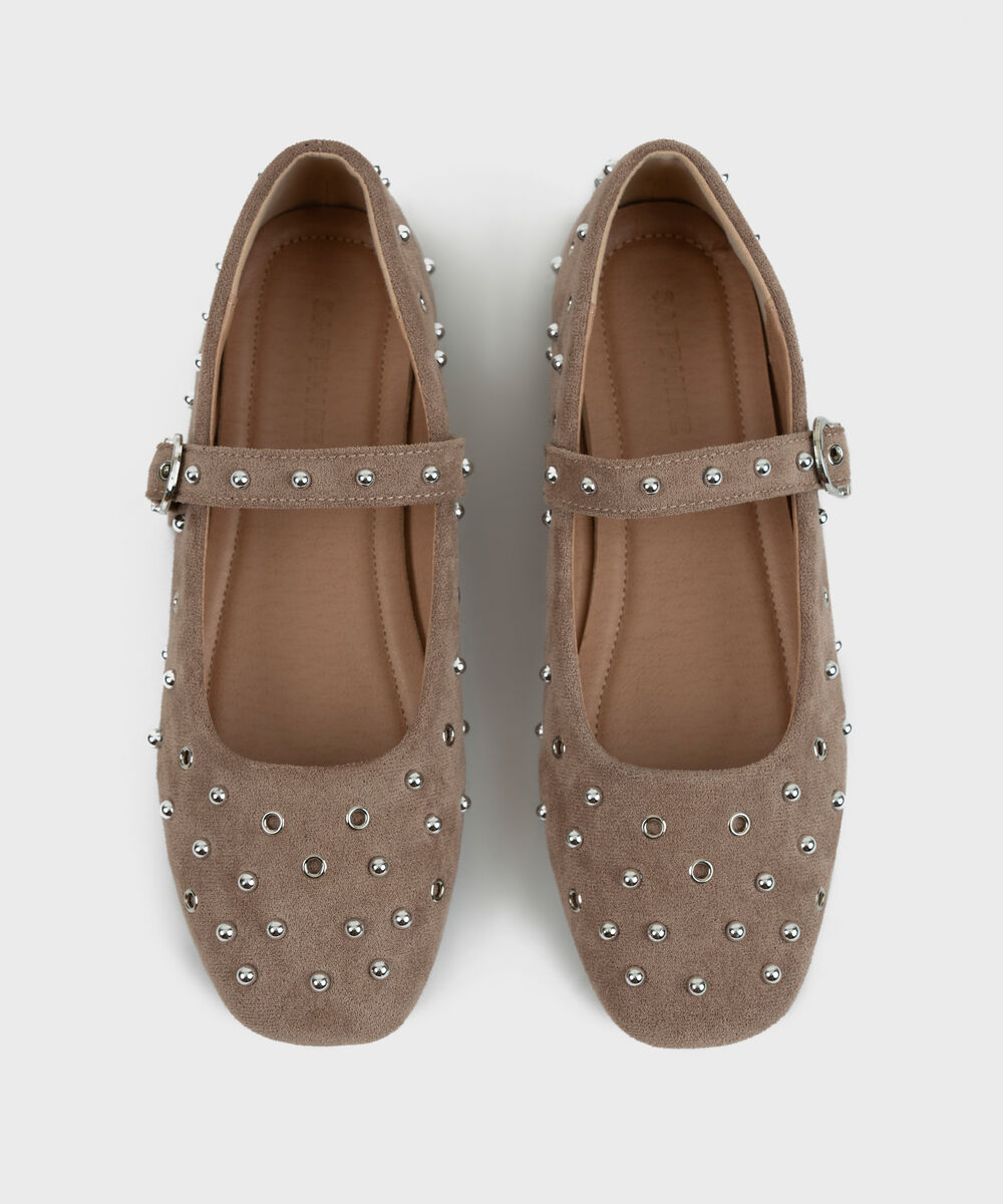 Women's Beige Pumps