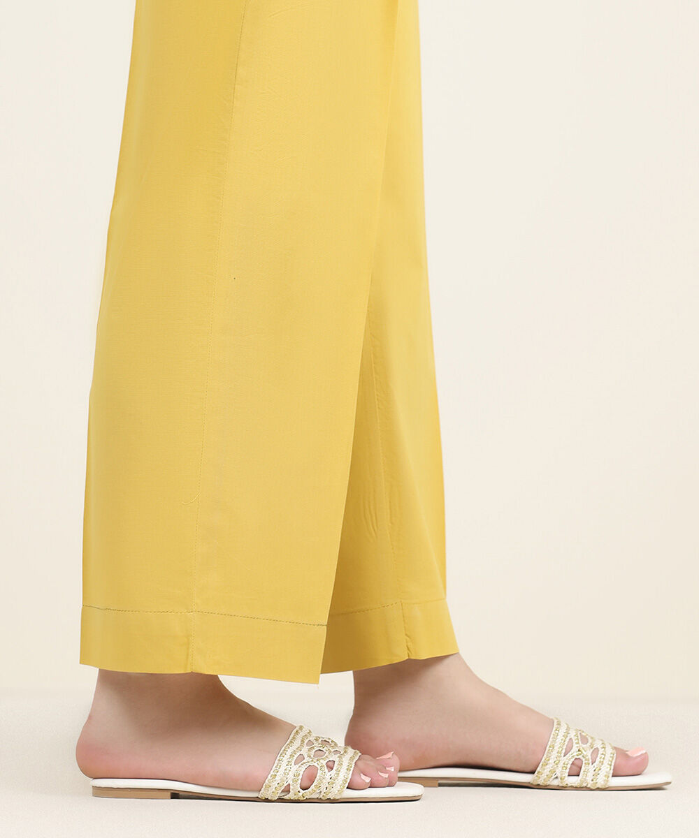 Women's RTW Cross Hatch Yellow Solid Straight Pants