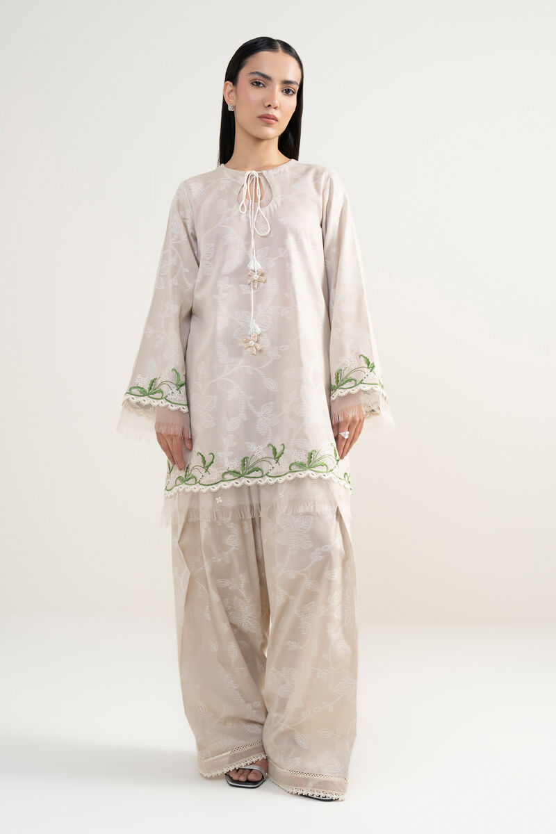 2 Piece - Embroidered Jacquard Suit