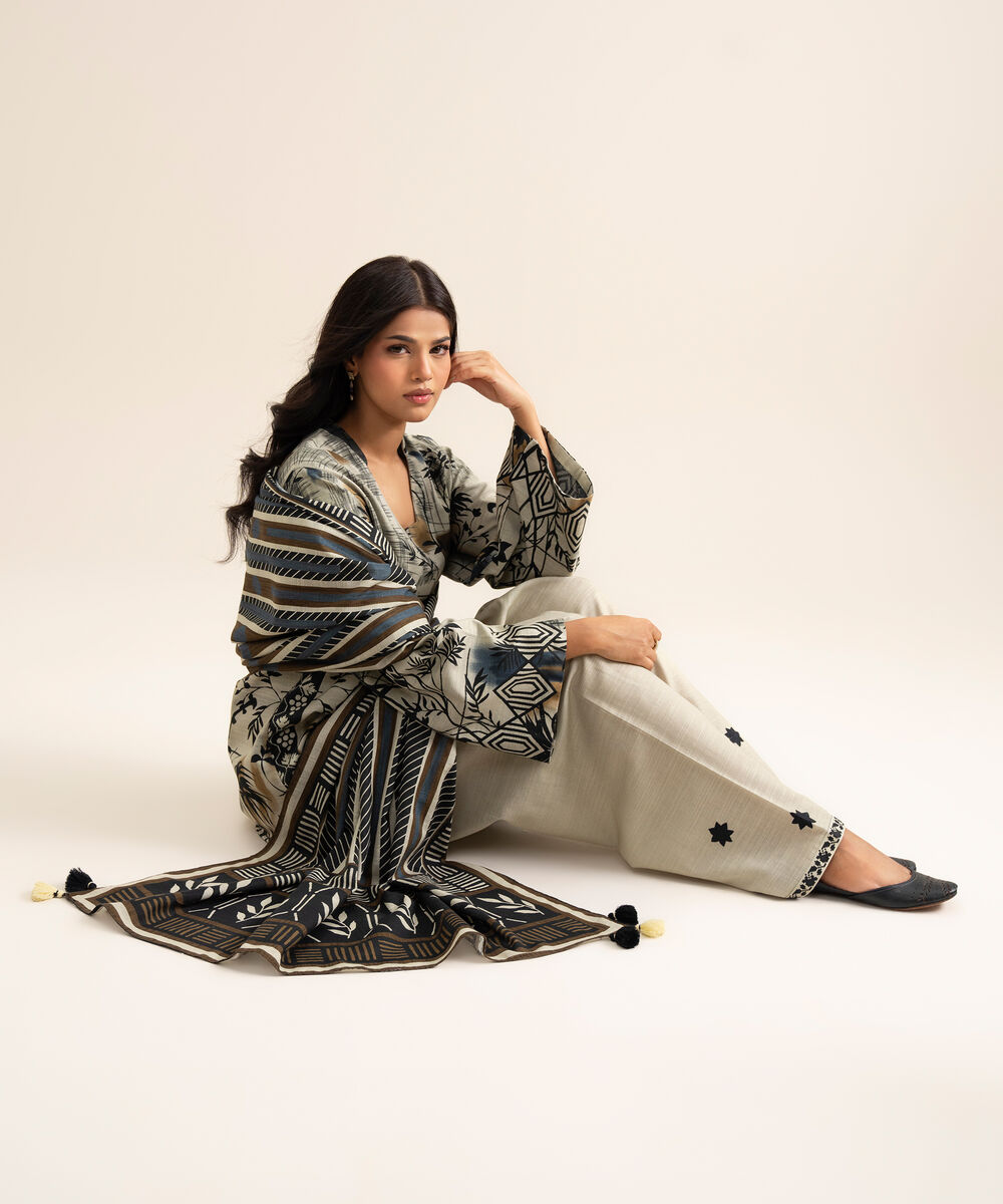 Women's Unstitched Light Khaddar Printed Multi 3 Piece Suit