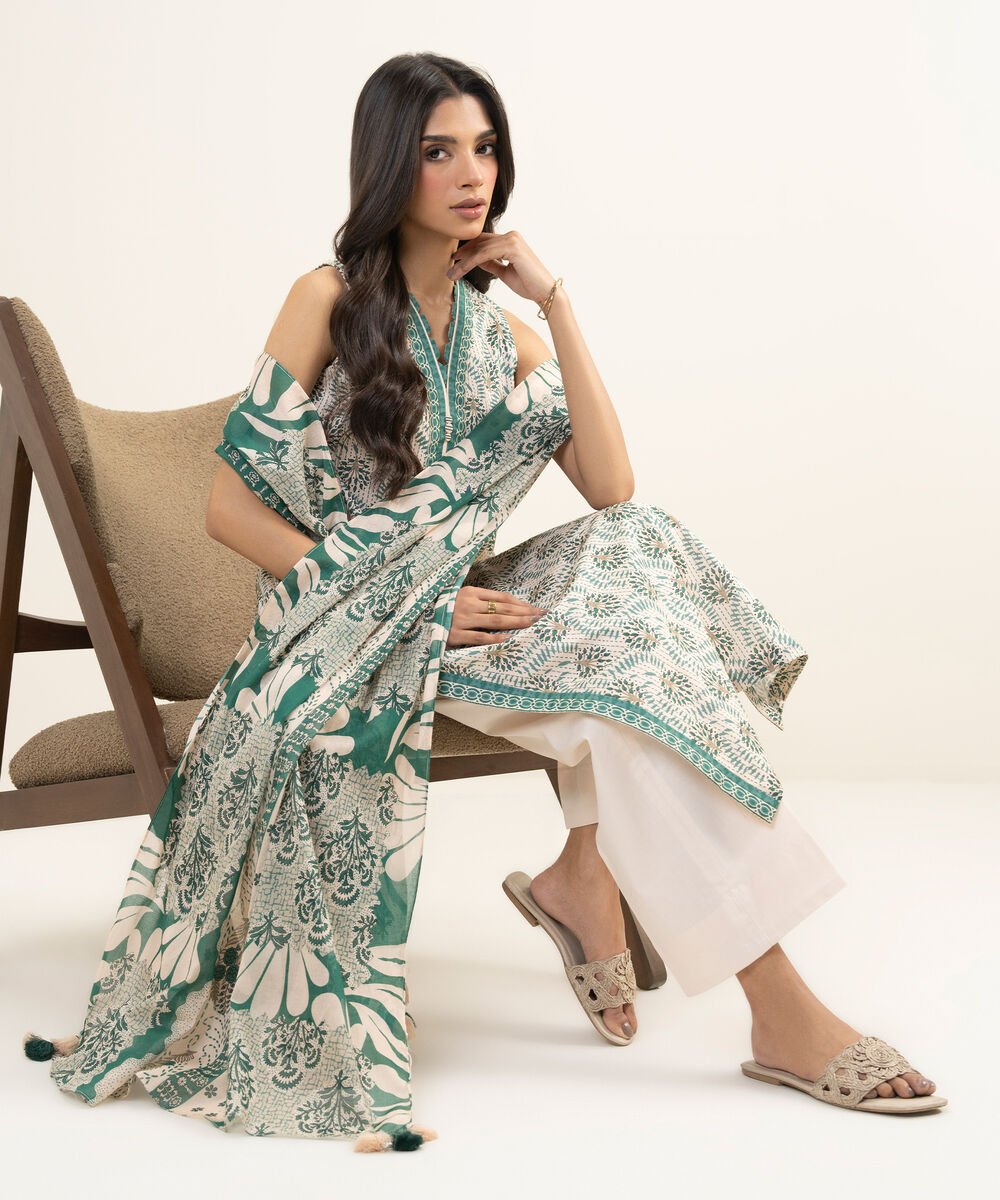 Women's Unstitched Lawn Printed Green 3 Piece Suit