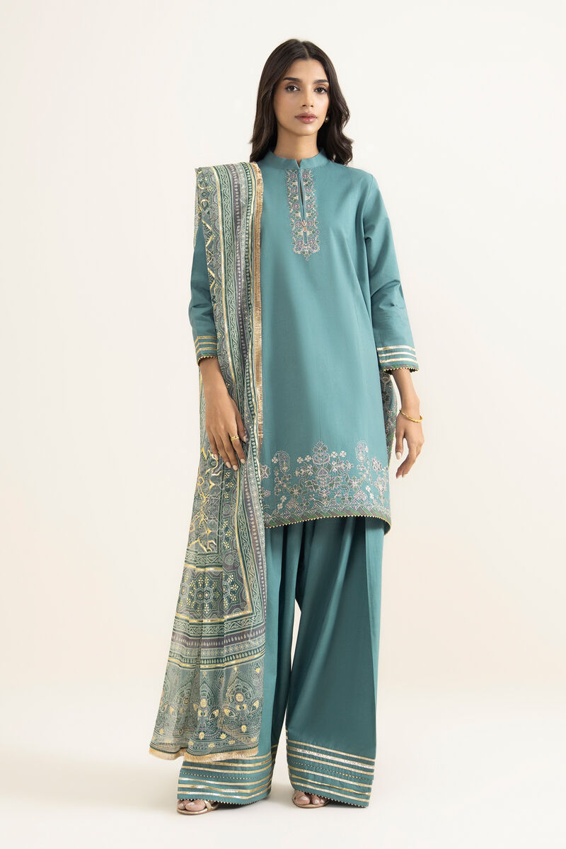 3 Piece - Embroidered Lawn Suit