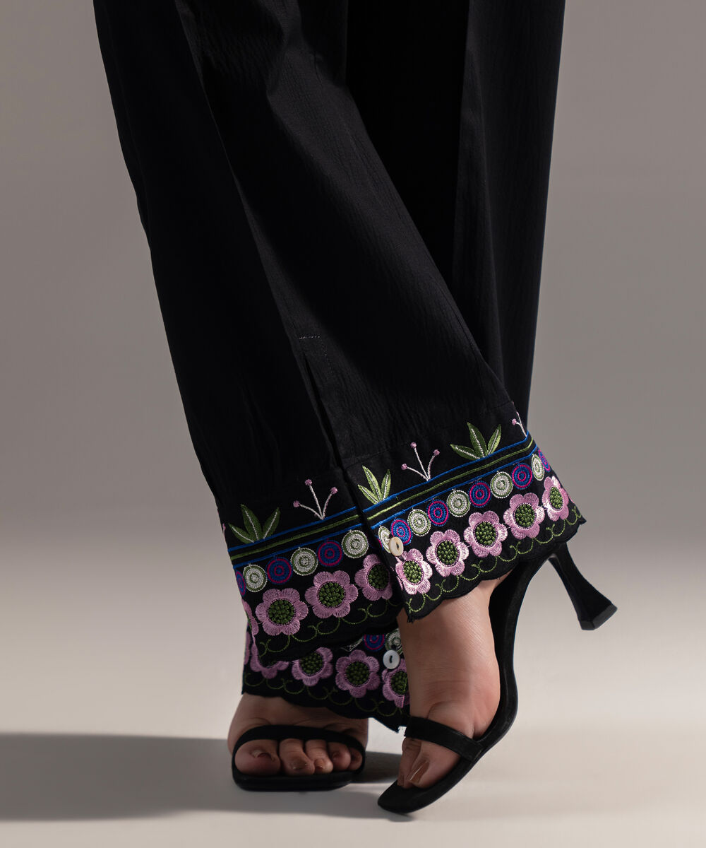 Women's RTW Seersucker Embroidered Black Culottes