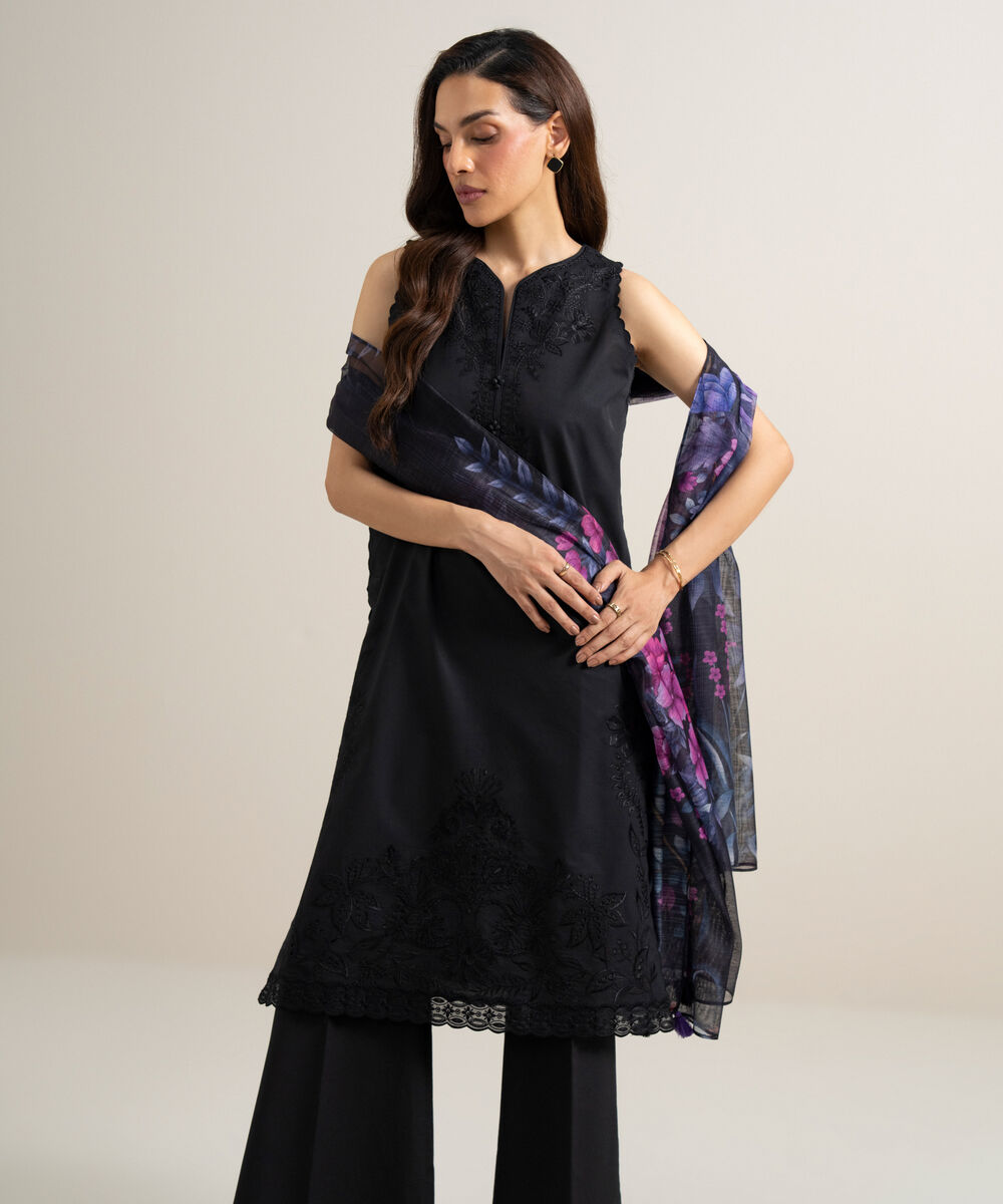 Women's Unstitched Slub Lawn Embroidered Black 3 Piece Suit