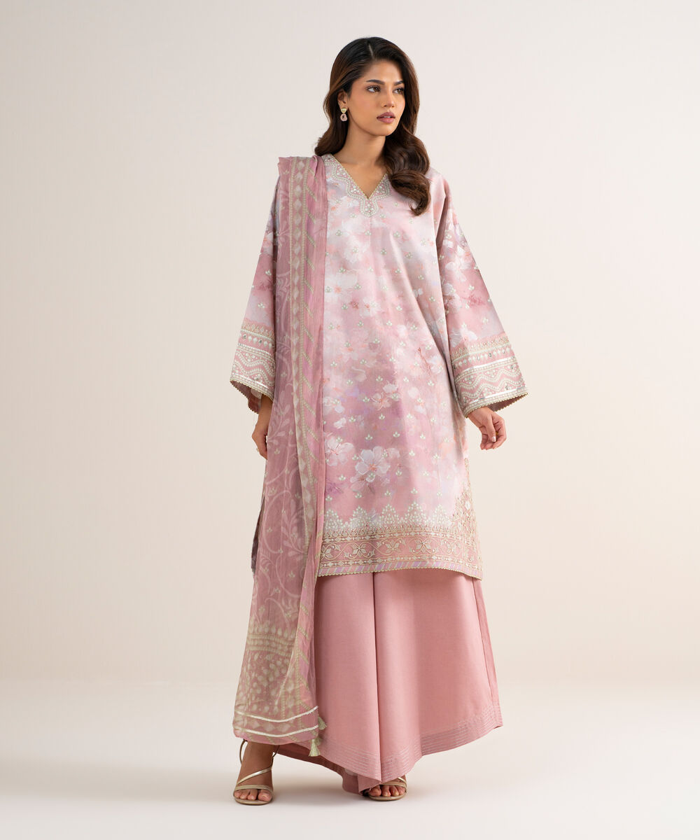 3 Piece - Embroidered Lawn Suit