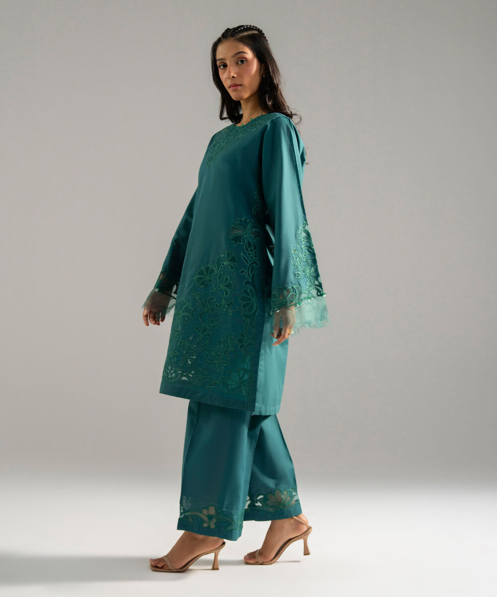 Women's RTW Cross Hatch Solid Embroidered Green 2 Piece Suit